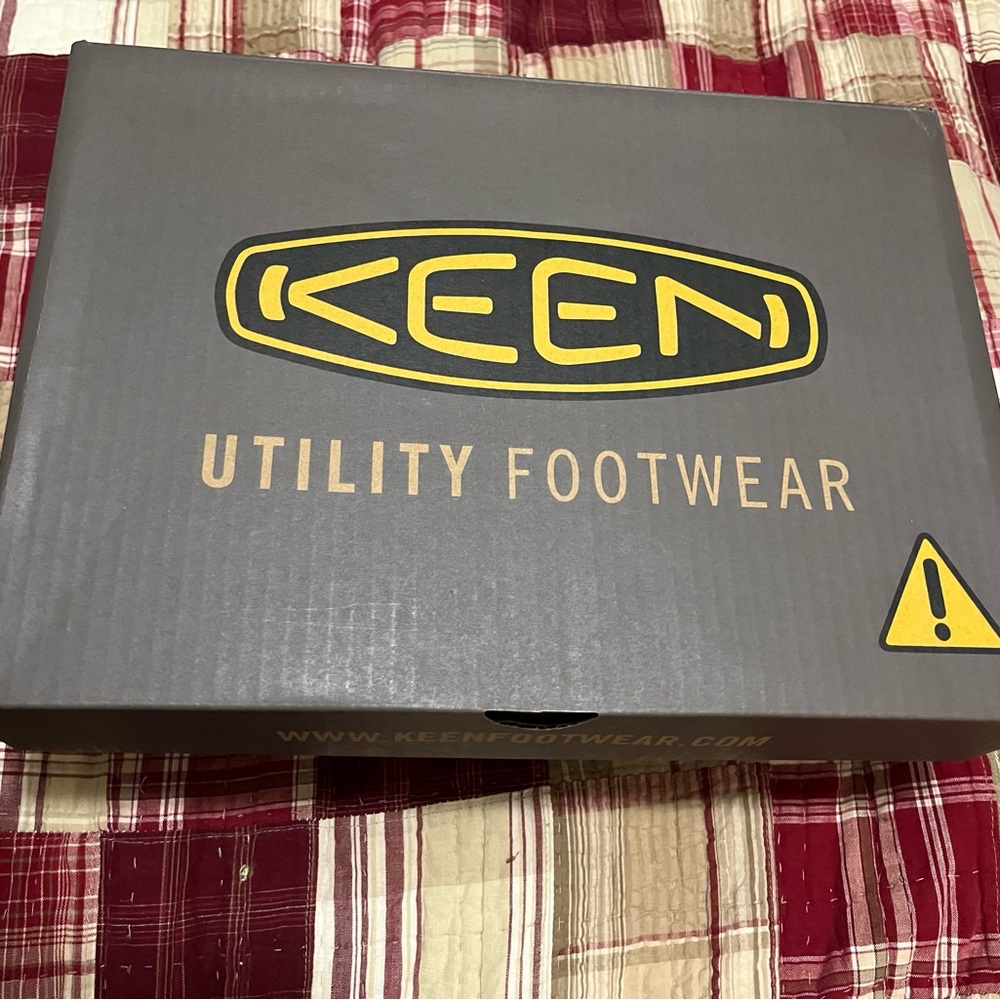 Keen Vista Energy Safety Toe Shoe - Women’s 9 Wide - Olive/Black NIB - Picture 7 of 10